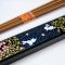 Drewniane, japońskie pałeczki w zdobionym etui - królik w kwiatach sakura